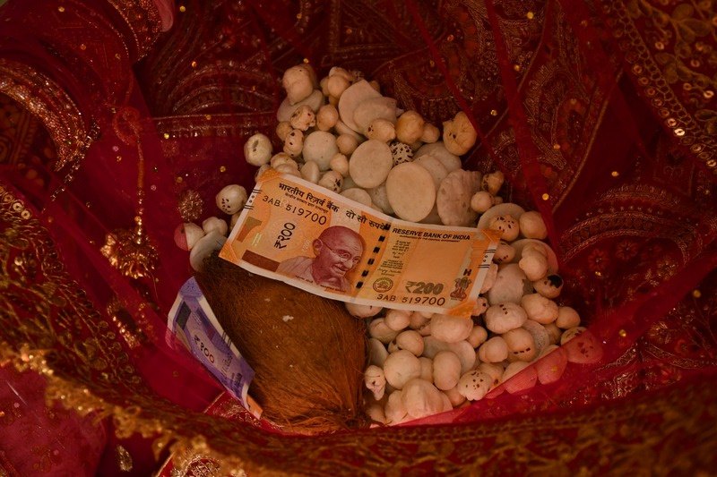 Ceremonial wedding gift details